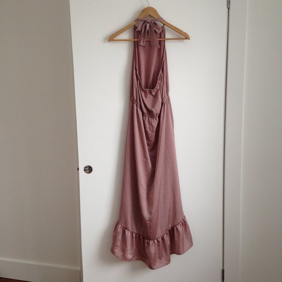 ✨HP✨ Only - Blush Halterneck Dress - Picture 9 of 15